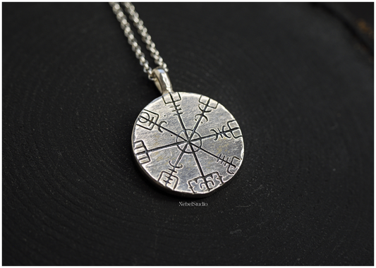 Colgante Vegvisir plata o bronce