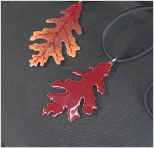 Colgante Hoja de Roble Otoño Esmaltado