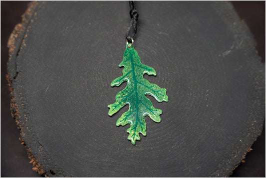 Colgante Hoja de Roble Verde Esmaltado