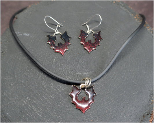 Set colgante y pendientes muerciélago Nandor edición especial esmalte