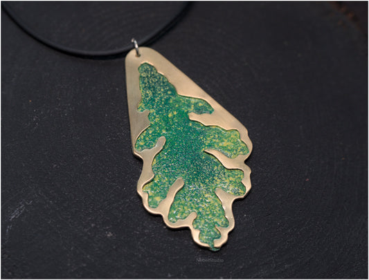 Colgante Roble verde latón grande