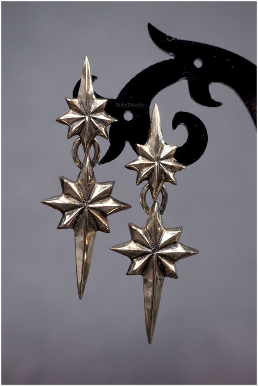 Pendientes estrellas dobles Ad Astra tamaño mediano plata o bronce