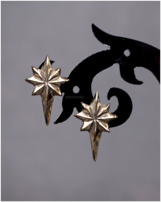 Pendientes estrella Ad Astra tamaño pequeño plata o bronce