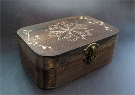 Caja de madera grabada- Modelo 1
