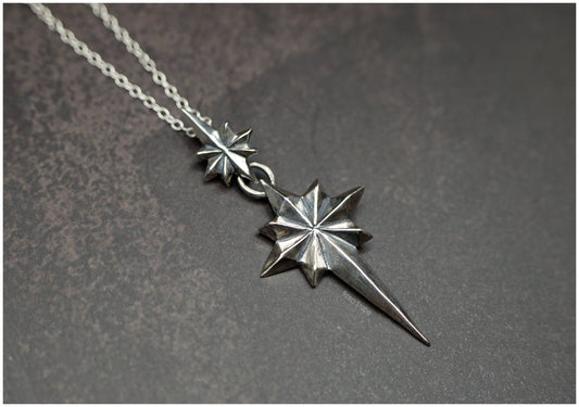 Colgante estrella doble Ad Astra tamaño grande plata cadena