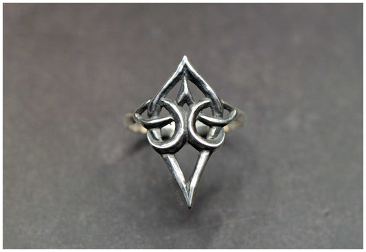 Anillo nudo entrelazado celta Scáthach plata