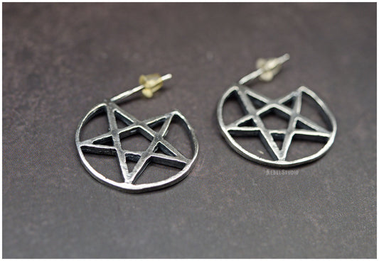 Pendientes pentáculo estrella Bewitched medida pequeña plata