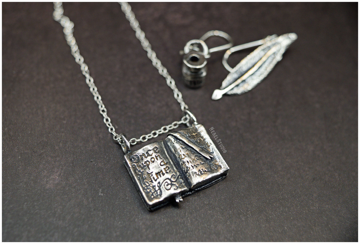 Pendientes "Pluma & Tinta" plata set colgante libro
