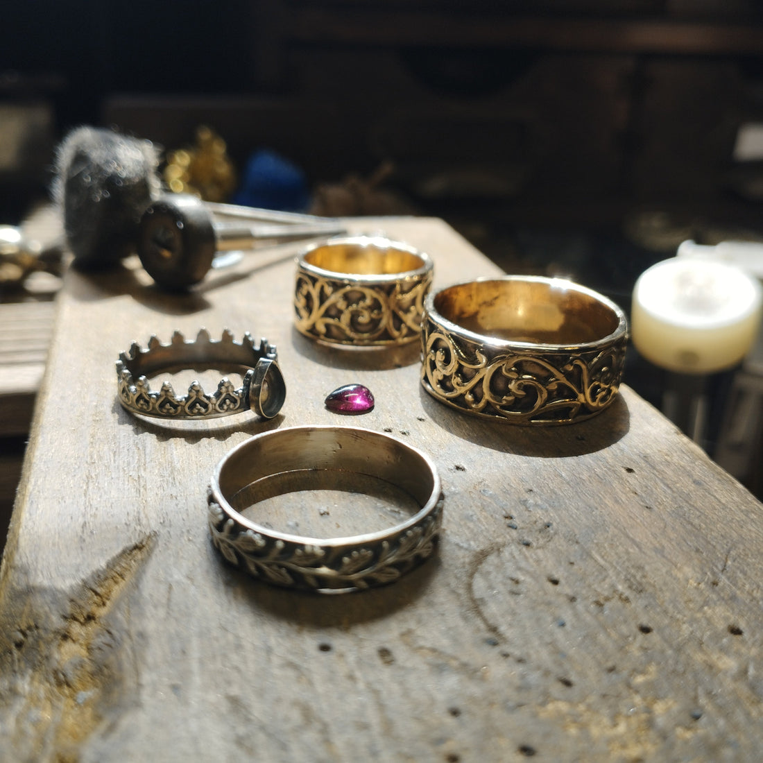 Cómo realizar encargos de piezas de plata