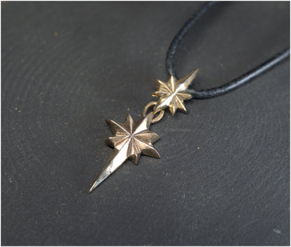 Colgante estrella doble Ad Astra tamaño mediano bronce