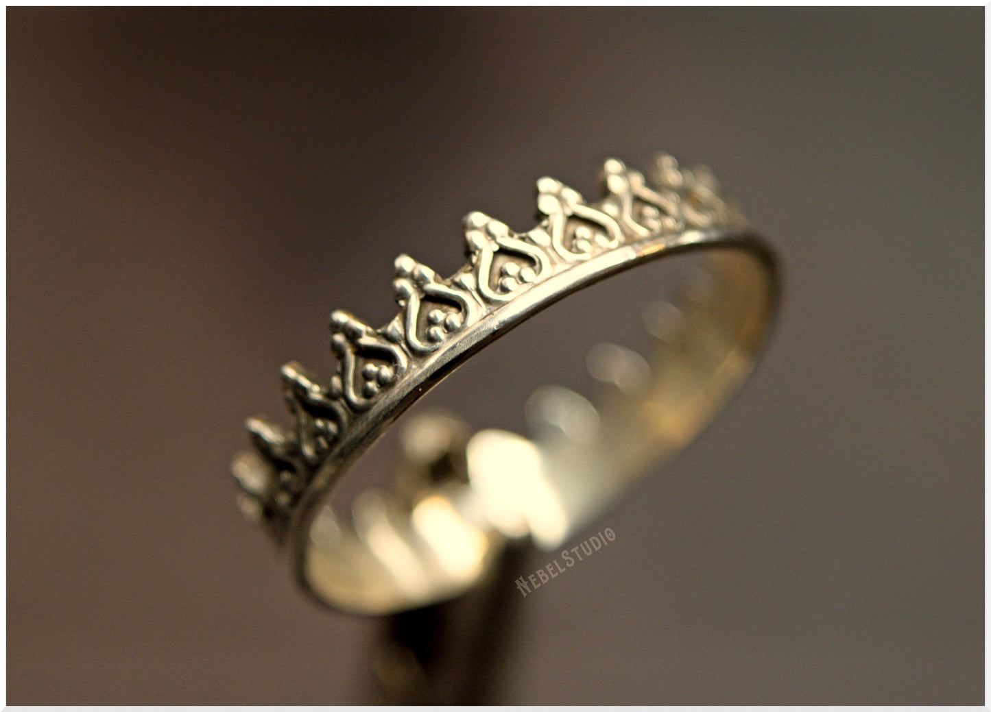 Alienor bronze crown ring