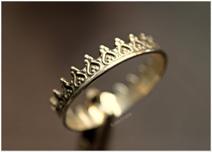 Alienor bronze crown ring