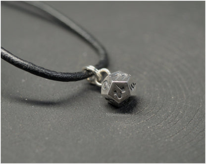 Liquidación - D12- Colgante Plata