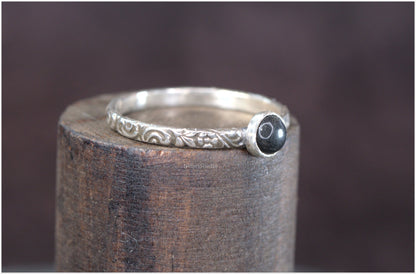 Liquidación- Anillo Rose plata con Obsidiana