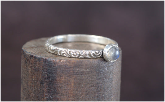 Anillo Rose plata con Labradorita