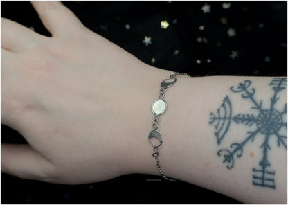 Moon Phases Silver Bracelet "Trivia"