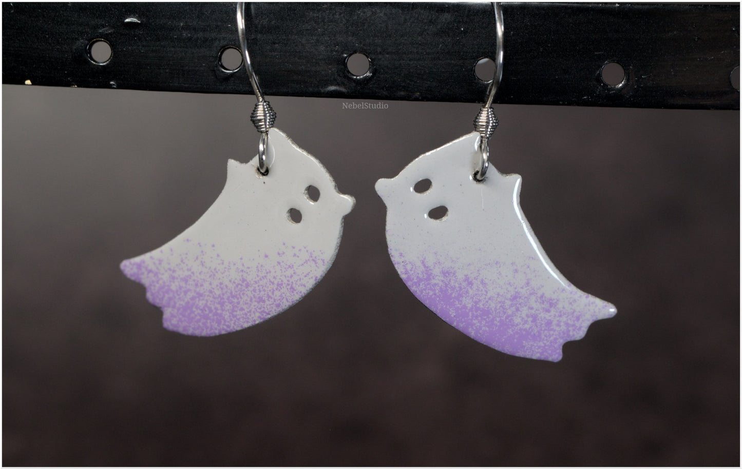 Pendientes Fantasmas