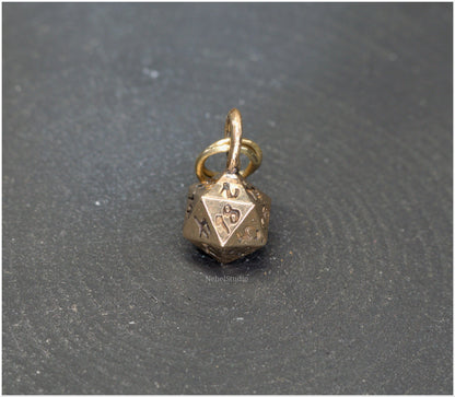 D20-Bronze Pendant