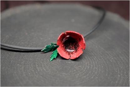 Red Poppy simple pendant enamel