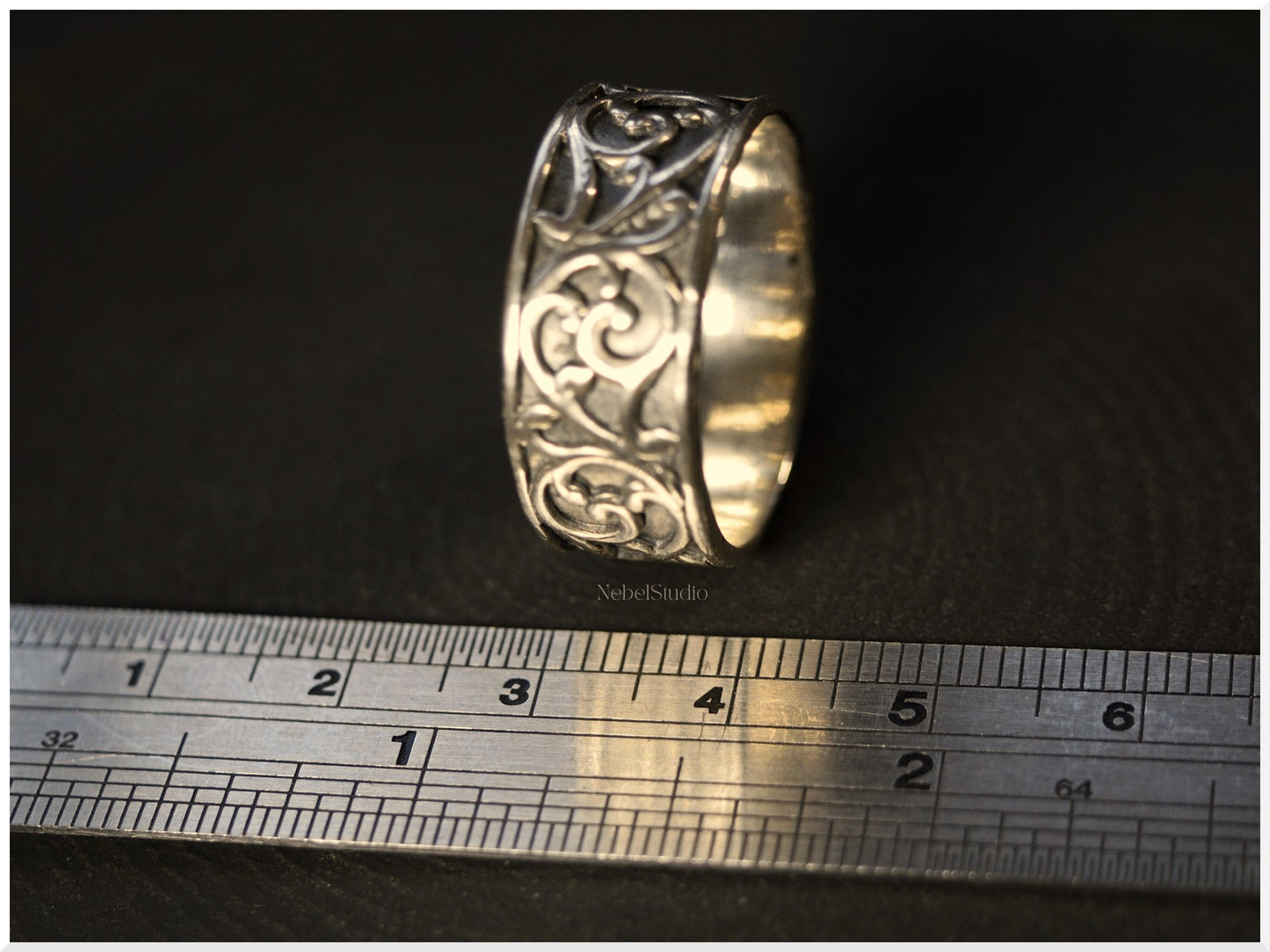 Acanthus bronze ring