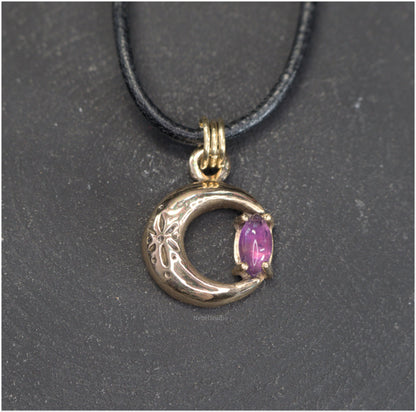 Colgante Luna de bronce con amatista talla marquesa