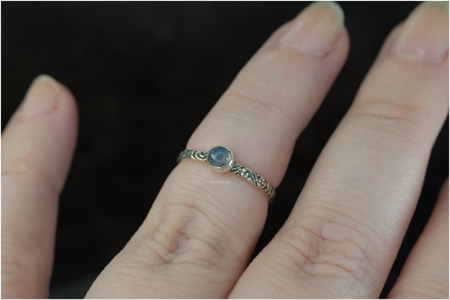 Anillo Rose plata con Labradorita