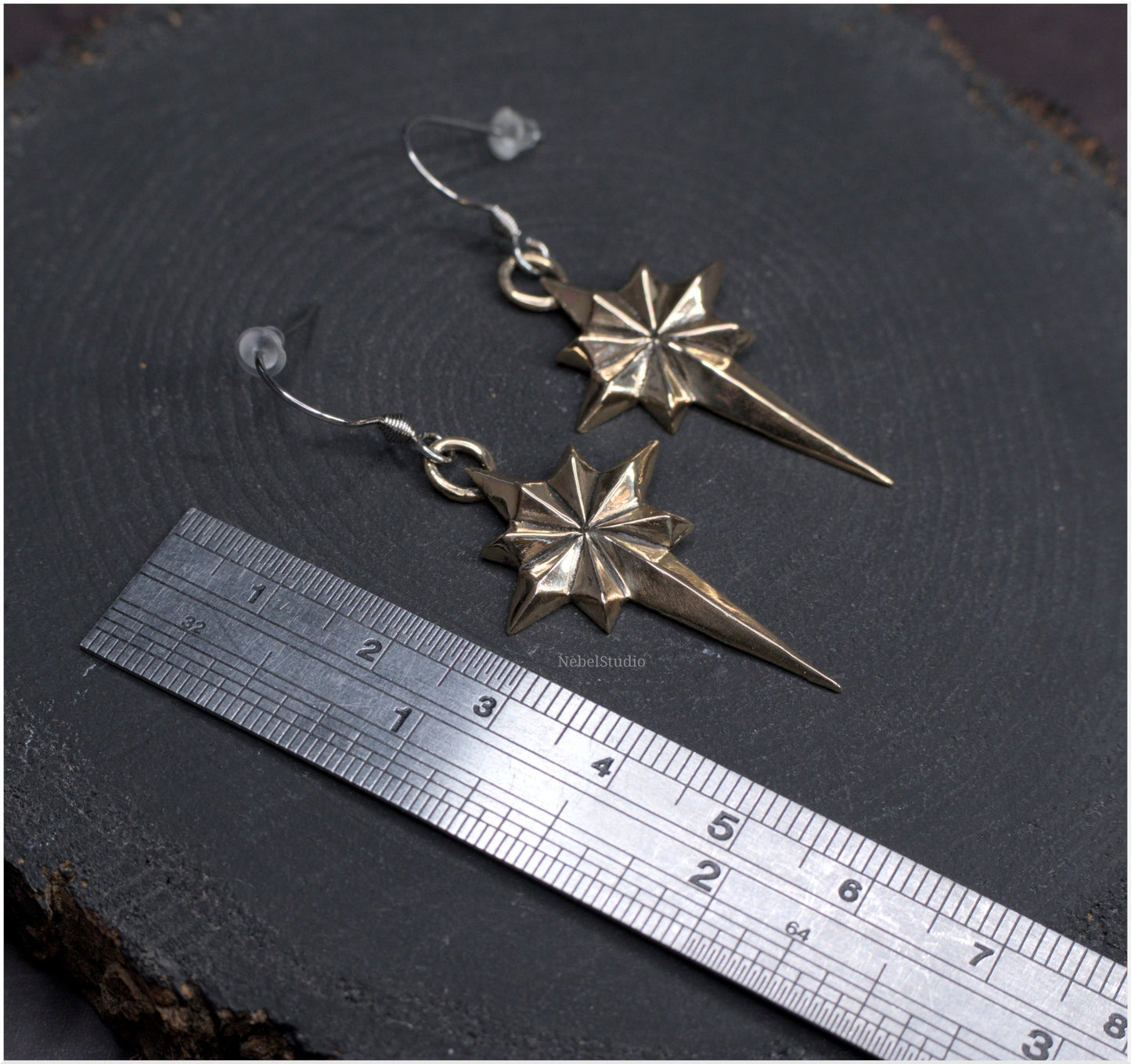 Pendientes estrella sencilla Ad Astra tamaño grande bronce