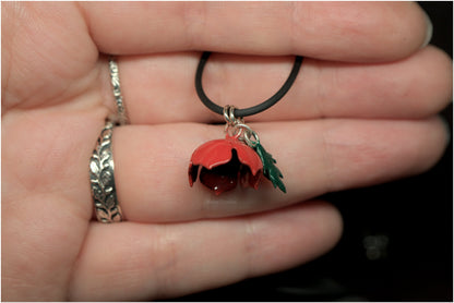 Red Poppy simple pendant enamel
