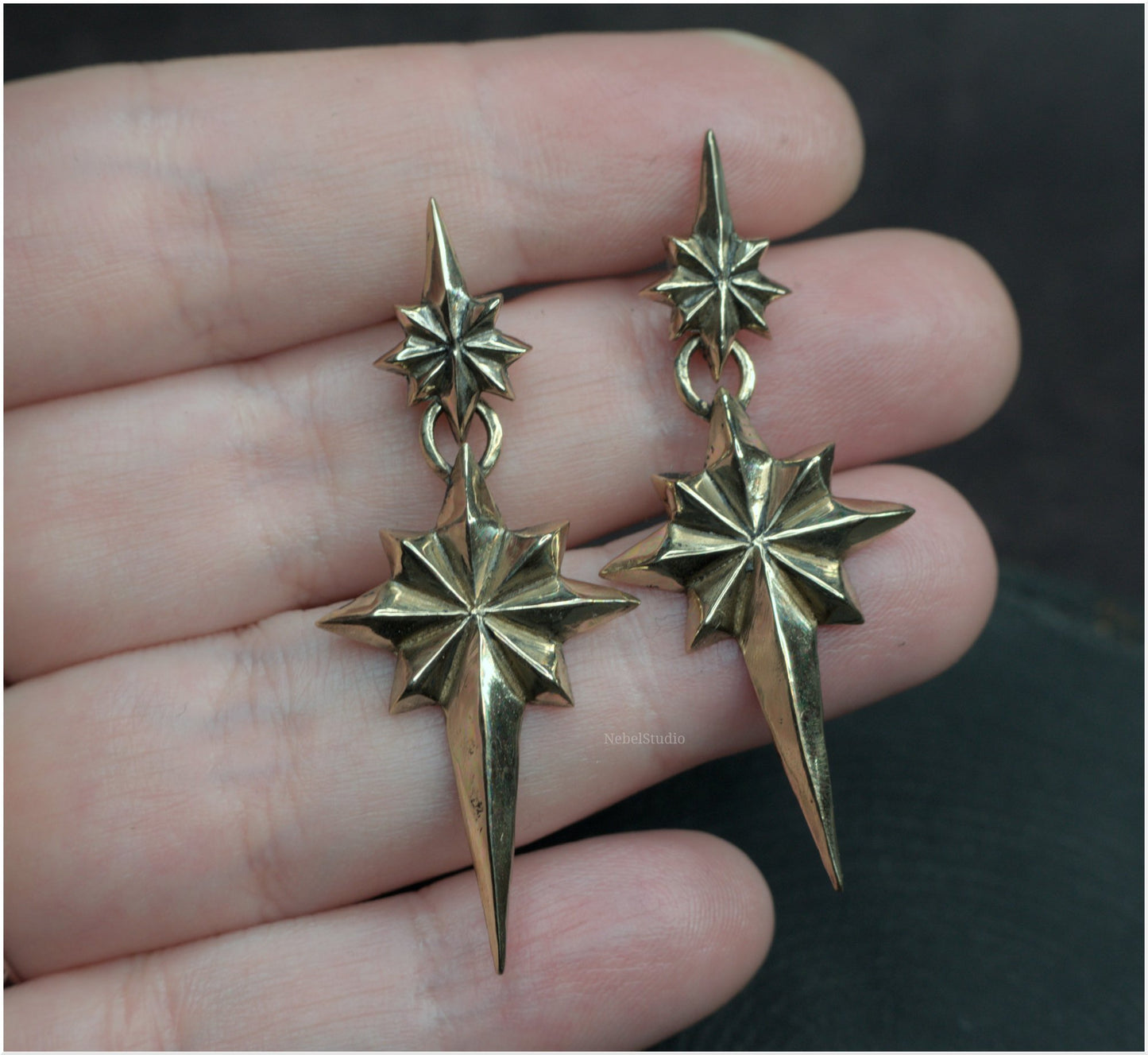 Pendientes estrellas dobles Ad Astra tamaño grande bronce