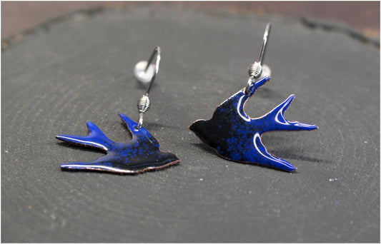 Pre-venta Pendientes Golondrina esmaltados