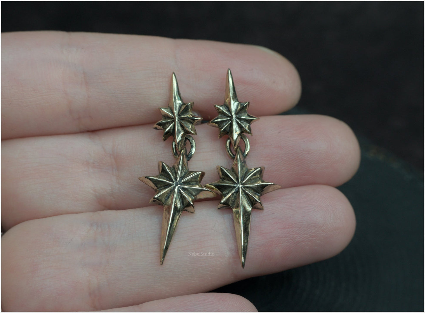 Pendientes estrellas dobles Ad Astra tamaño mediano bronce