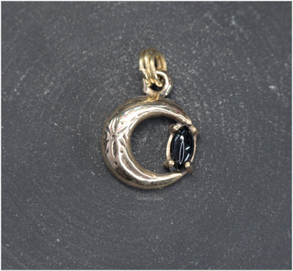 Colgante Luna de bronce con ónice negro talla marquesa