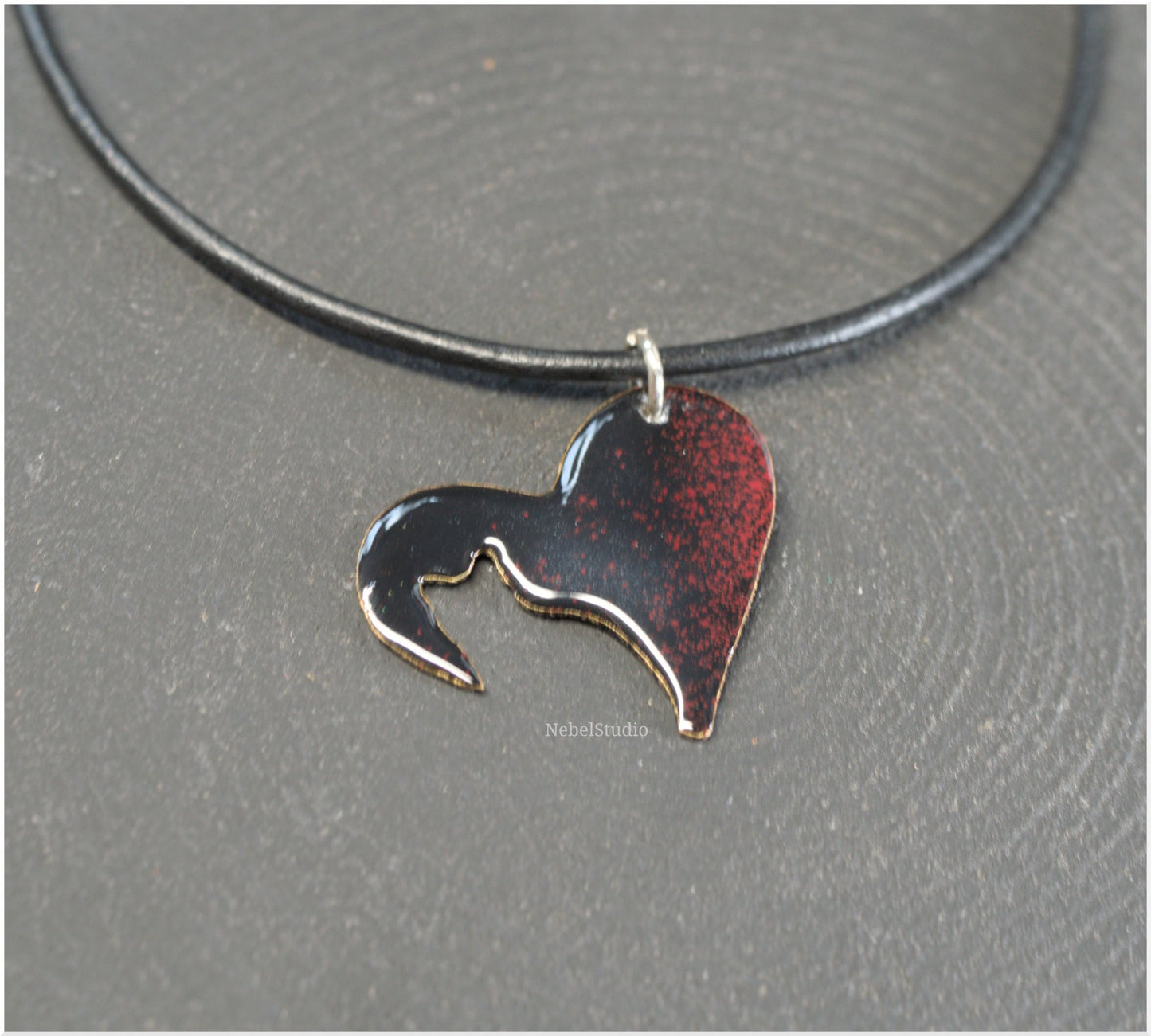 Colgante y pendientes corazón con gato