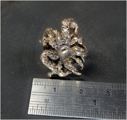 D10 Bronze pendant "Bye, sanity!"