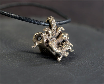 D10 Bronze pendant "Bye, sanity!"