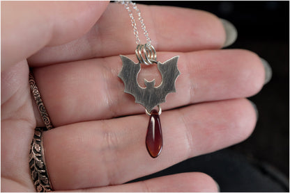 Colgante de muerciélago Nandor