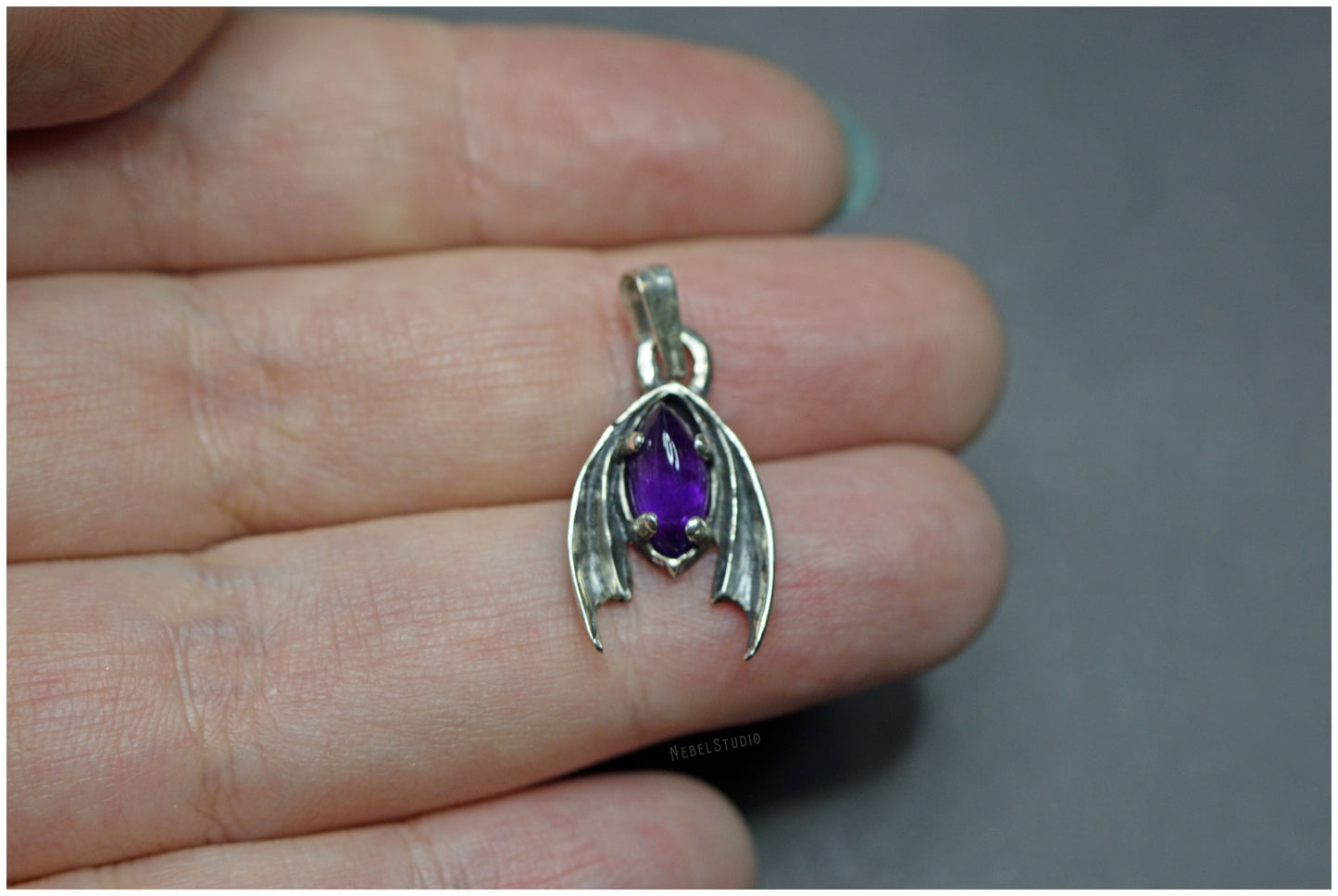 Pendant Bat! Silver with marquise amethyst