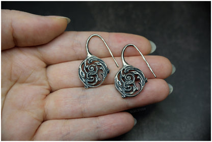 Pendientes Acanthus plata proporciones