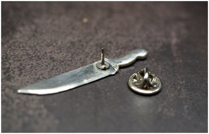 Pin cuchillo Eat the Rude plata cierre