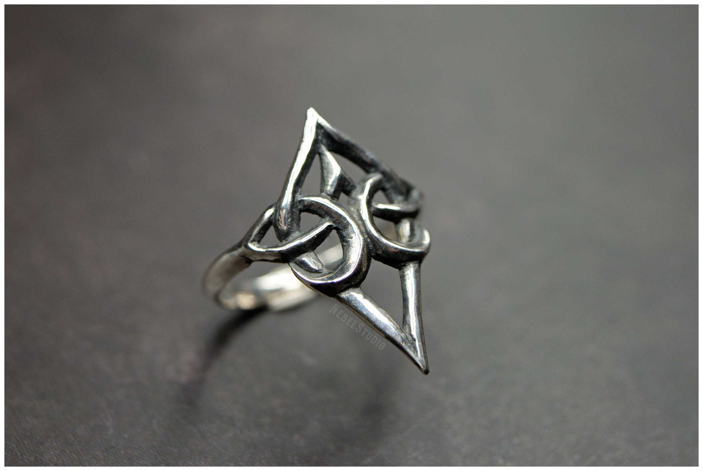 Silver Scáthach Celtic Intertwined Knot Ring
