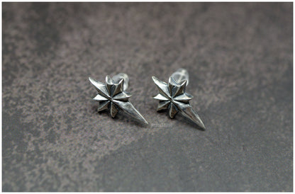 Pendientes estrella Ad Astra tamaño pequeño plata lado