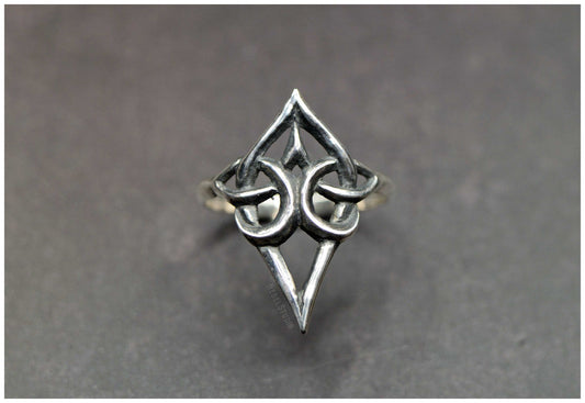 Silver Scáthach Celtic Intertwined Knot Ring