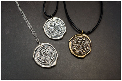 Colgante Gatos entrelazados nudo celta Pangur Bán variaciones