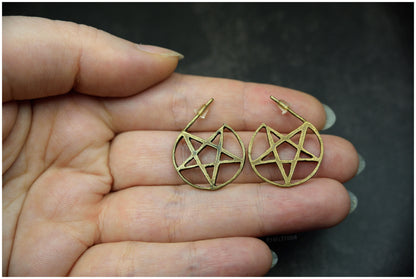 Pendientes pentáculo estrella Bewitched medida pequeña bronce proporciones