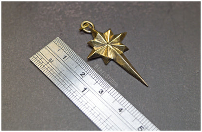 Colgante estrella Ad Astra tamaño grande bronce medidas