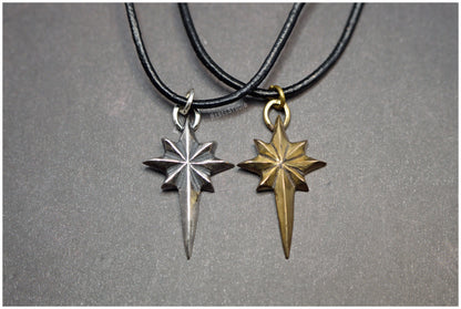 Colgante estrella Ad Astra tamaño mediano variaciones