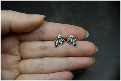 Pendientes Alas de dragón plata Medida mini proporciones